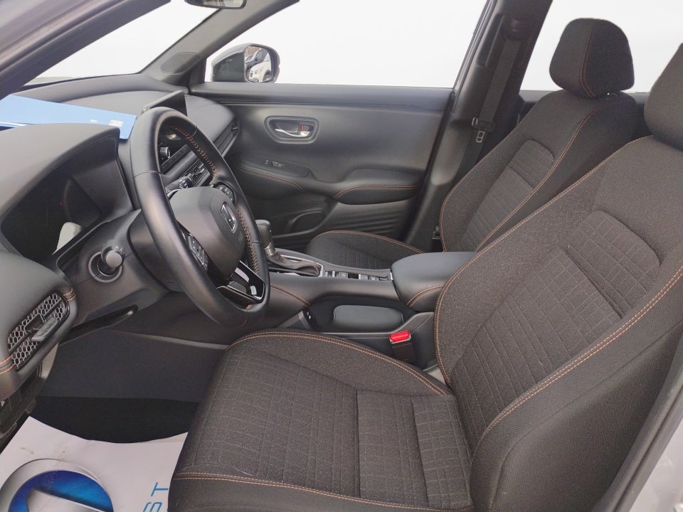 2025 Honda HR-V 2WD Sport