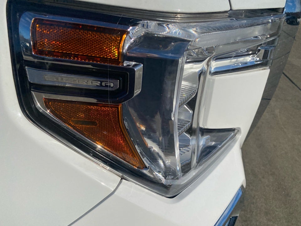 2022 GMC Sierra 1500 Limited 4WD Crew Cab Short Box SLT