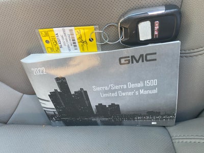 2022 GMC Sierra 1500 Limited 4WD Crew Cab Short Box SLT