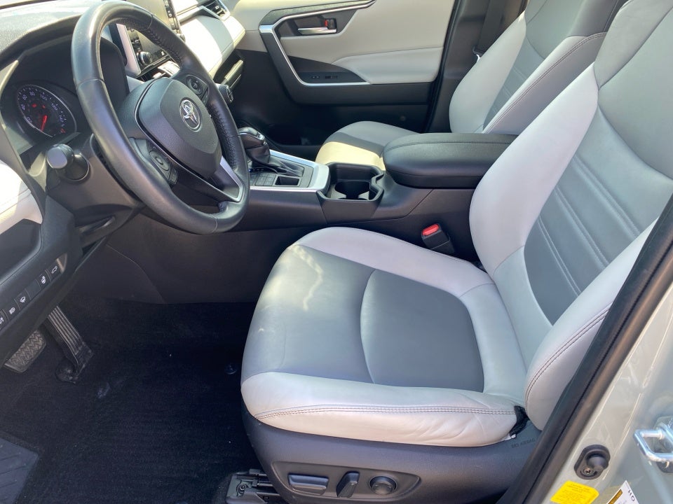 2019 Toyota RAV4 XLE Premium