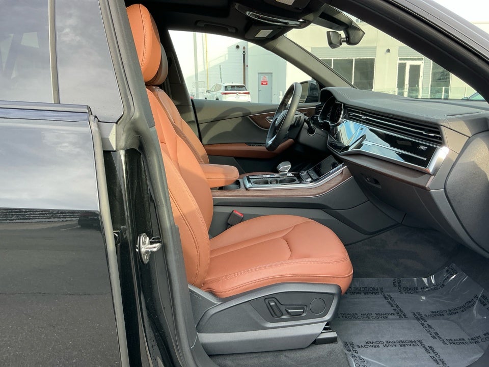 2025 Audi Q8 Premium 55 TFSI quattro