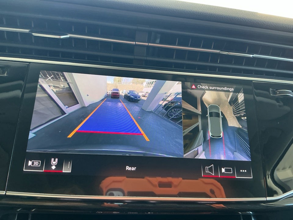 2022 Audi Q7 Premium Plus 55 TFSI quattro Tiptronic