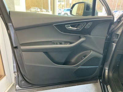 2022 Audi Q7 Premium Plus 55 TFSI quattro Tiptronic