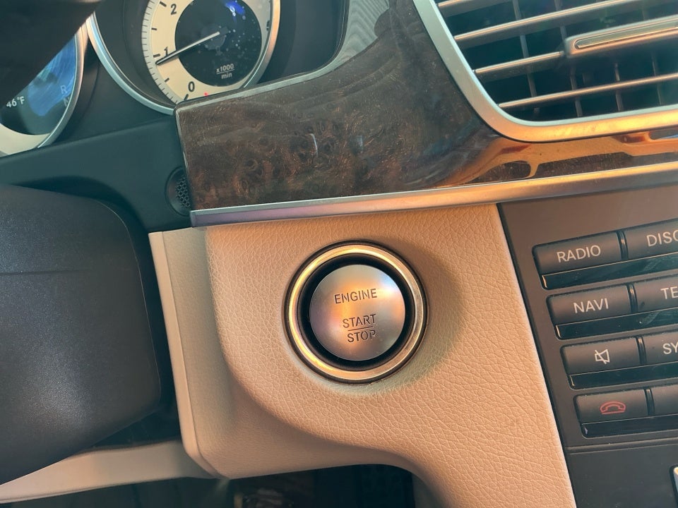 2015 Mercedes-Benz E 250 BlueTEC 4MATIC®