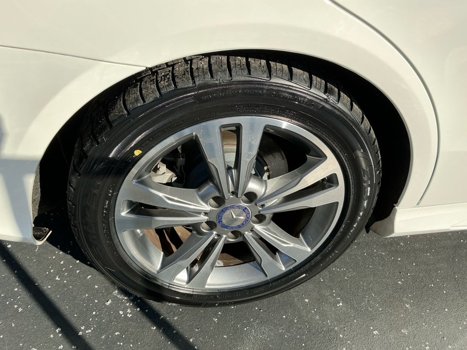 2015 Mercedes-Benz E 250 BlueTEC 4MATIC®