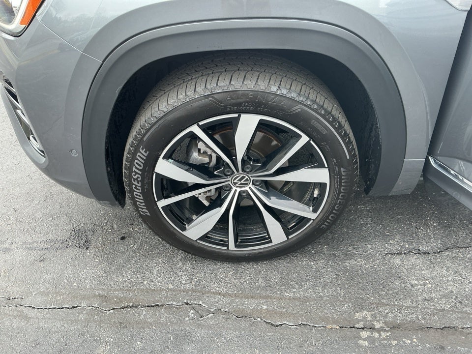 2025 Volkswagen Atlas 2.0T SEL Premium R-Line