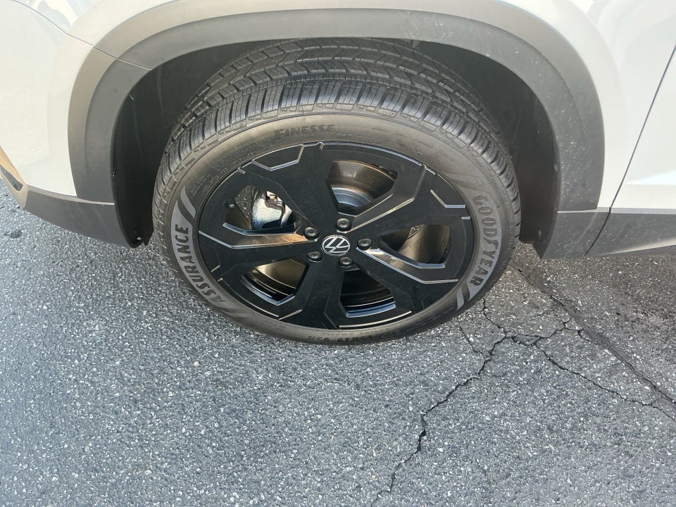 2025 Volkswagen Taos 1.5T SEL