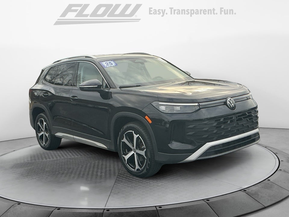 2025 Volkswagen Tiguan 2.0T SE