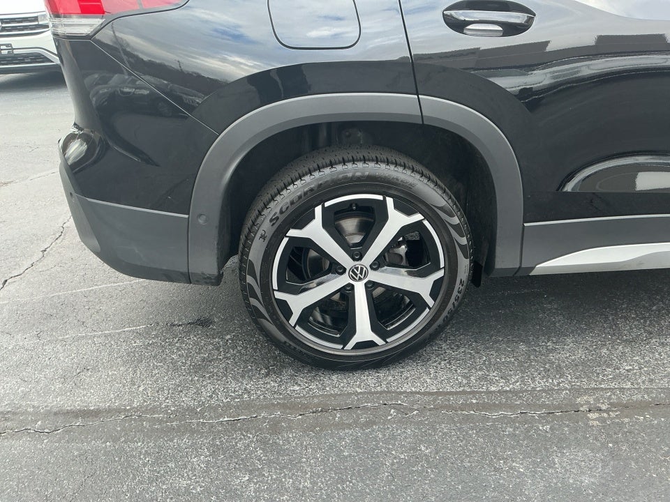 2025 Volkswagen Tiguan 2.0T SE