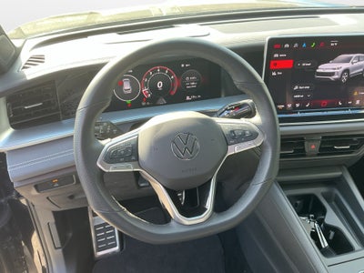 2025 Volkswagen Tiguan 2.0T SE R-Line Black