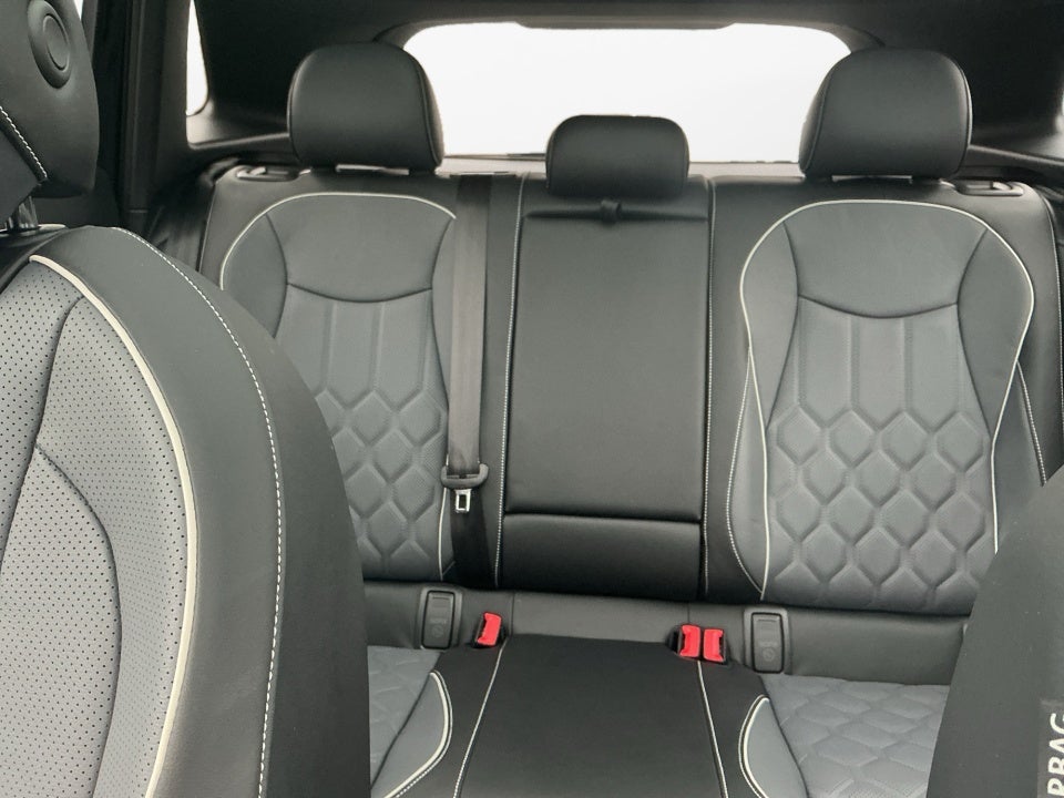 2025 Volkswagen Tiguan 2.0T SEL R-Line