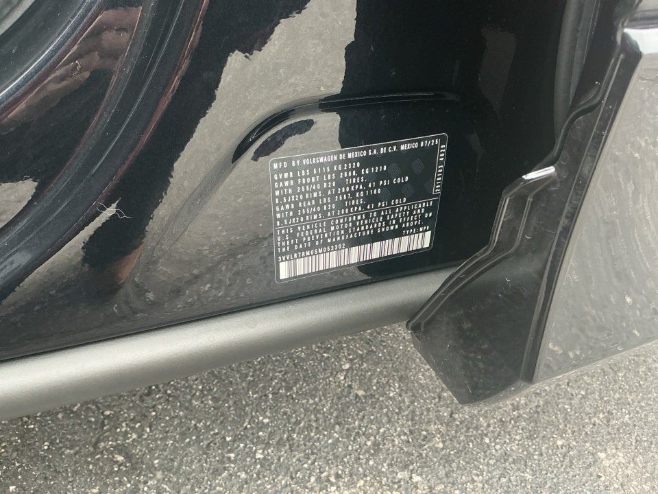 2025 Volkswagen Tiguan 2.0T SEL R-Line