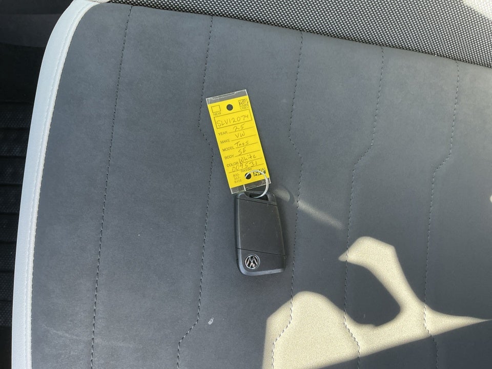 2025 Volkswagen Taos 1.5T SE