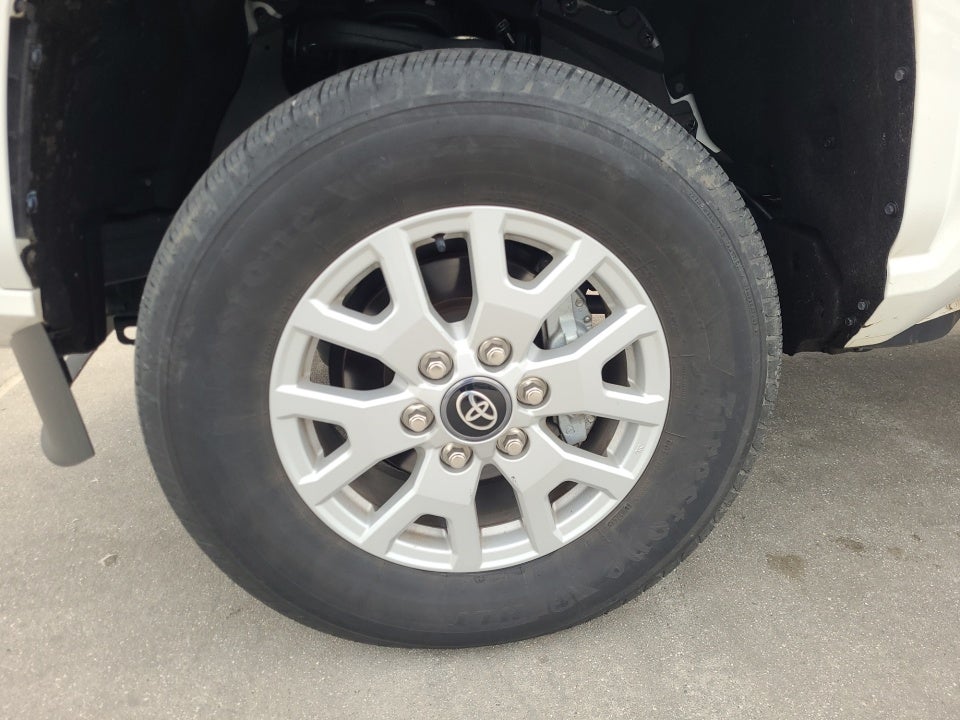 2024 Toyota Tacoma SR5