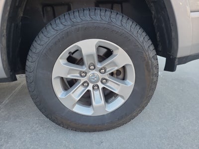 2022 RAM 1500 Laramie Crew Cab 4x4 5'7" Box