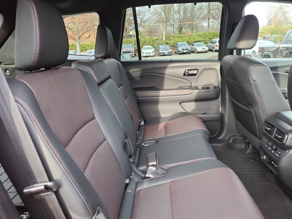 2025 Honda Passport AWD Black