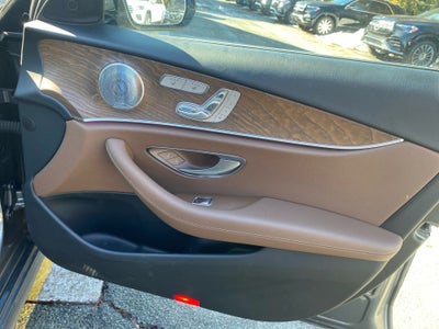 2017 Mercedes-Benz E 400 4MATIC®