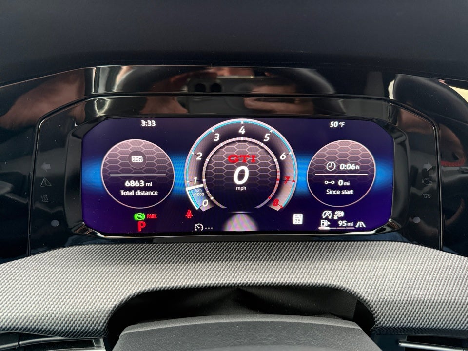 2025 Volkswagen Golf GTI 2.0T Autobahn