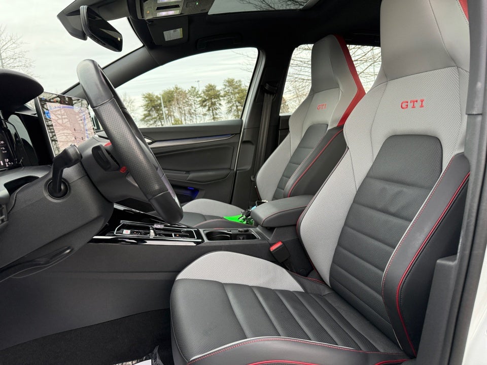 2025 Volkswagen Golf GTI 2.0T Autobahn