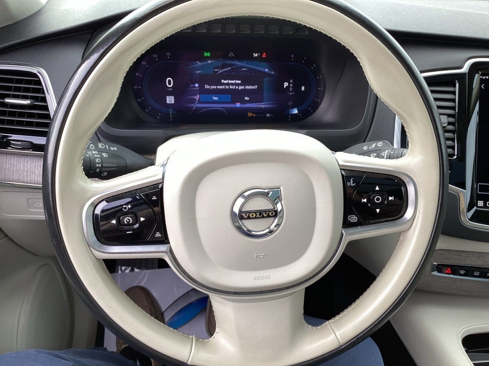 2023 Volvo XC90 B6 Plus 7-Seater