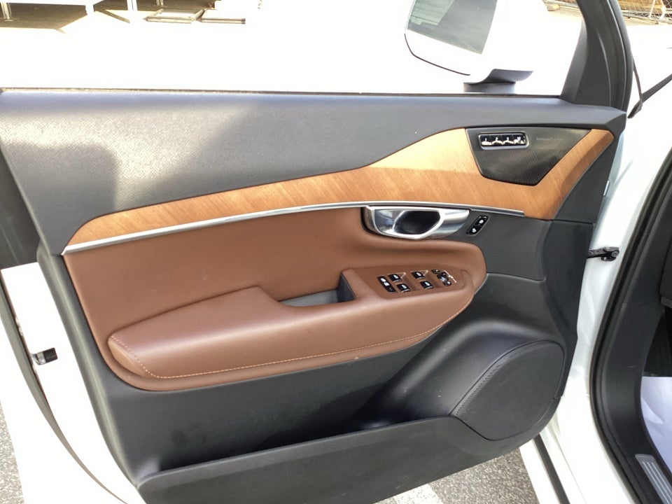 2023 Volvo XC90 B6 Plus 7-Seater