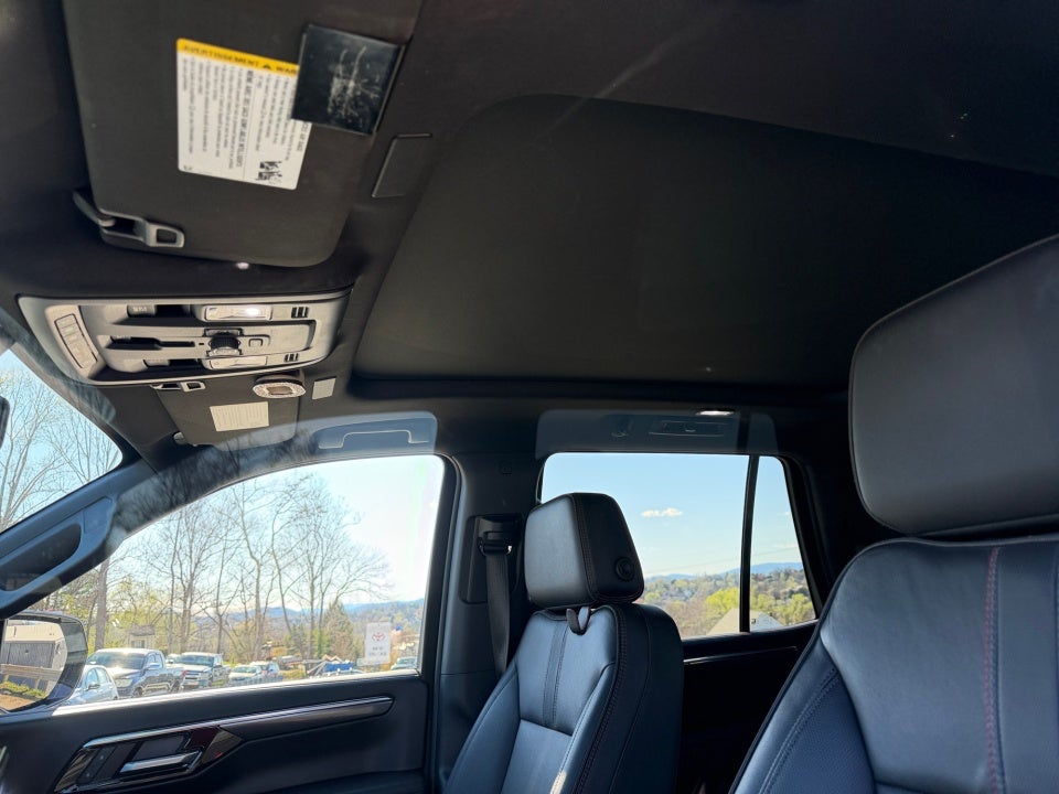 2025 Chevrolet Tahoe 4WD RST