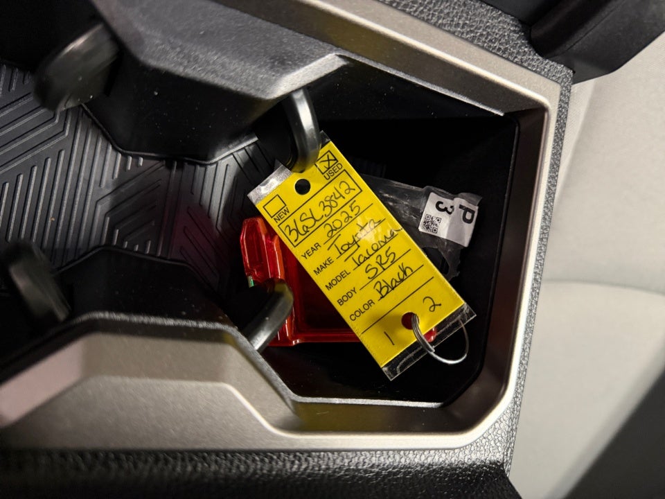 2025 Toyota Tacoma SR5