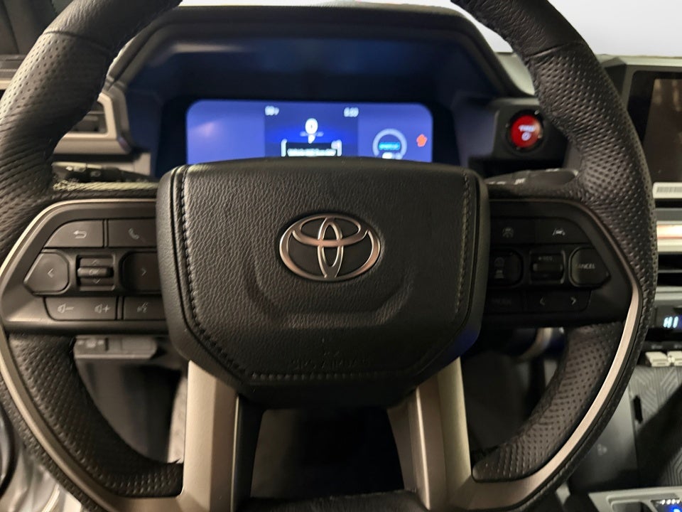 2025 Toyota Tacoma Hybrid TRD Sport 4WD