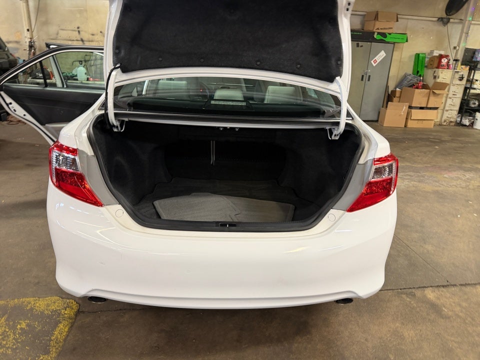 2014 Toyota Camry XLE V6