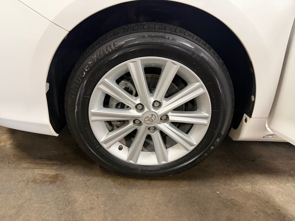 2014 Toyota Camry XLE V6