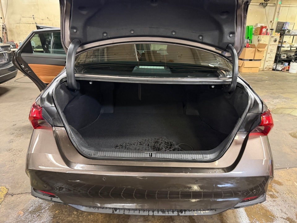 2020 Toyota Avalon Hybrid Limited