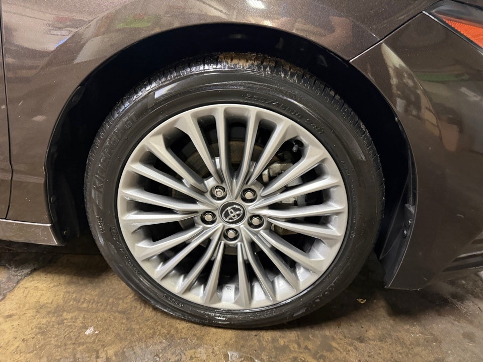 2020 Toyota Avalon Hybrid Limited