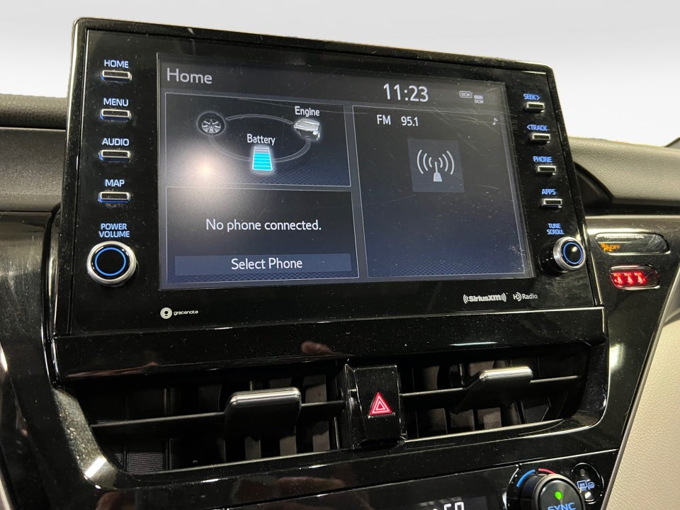 2023 Toyota Camry SE Hybrid