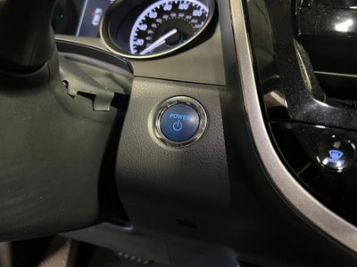 2023 Toyota Camry SE Hybrid