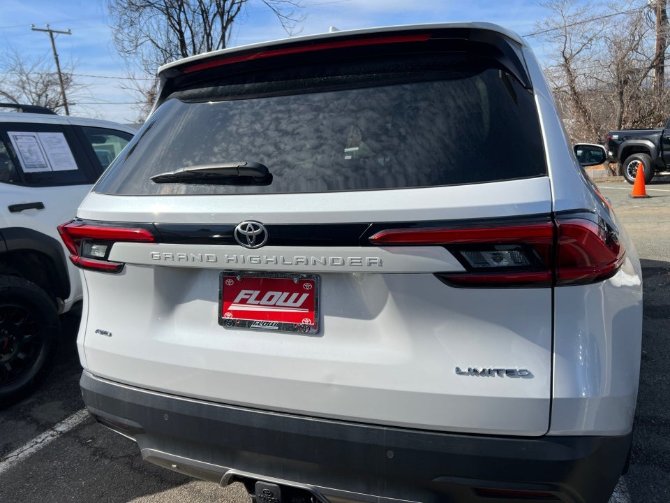 2024 Toyota Grand Highlander Limited