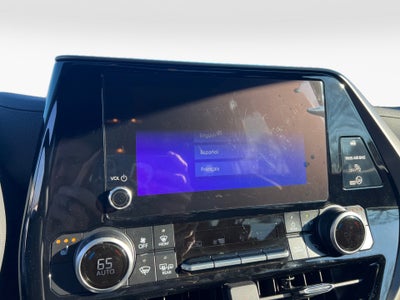 2025 Toyota Highlander XLE