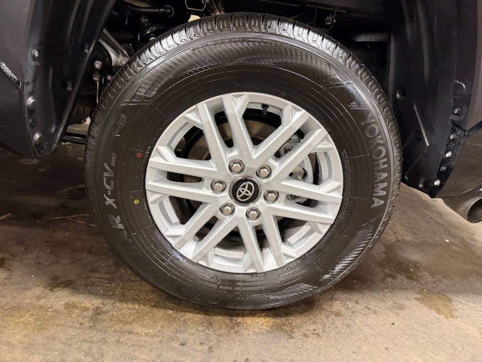 2026 Toyota Tundra SR5 CrewMax 5.5' Bed