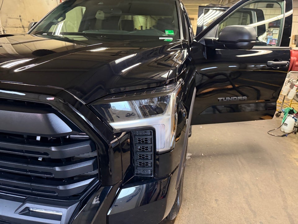 2026 Toyota Tundra SR5 CrewMax 5.5' Bed