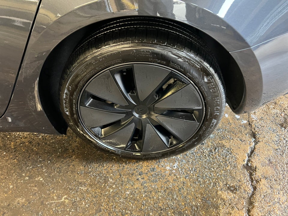 2025 Tesla Model 3 Long Range All-Wheel Drive