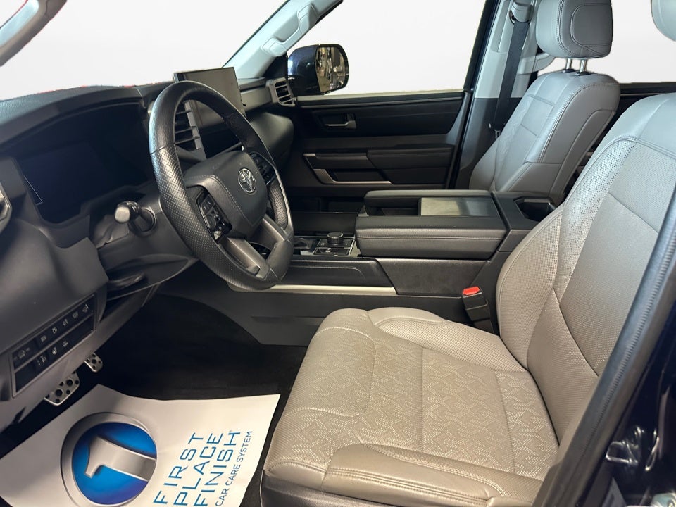 2023 Toyota Sequoia SR5