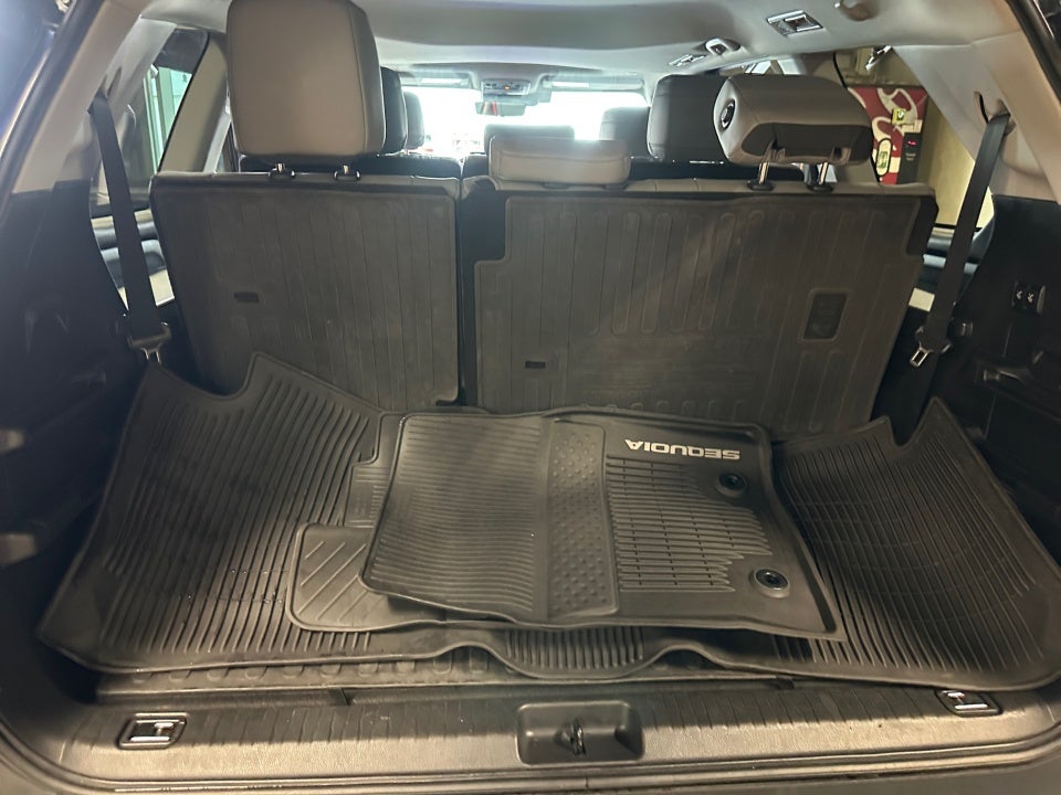 2023 Toyota Sequoia SR5