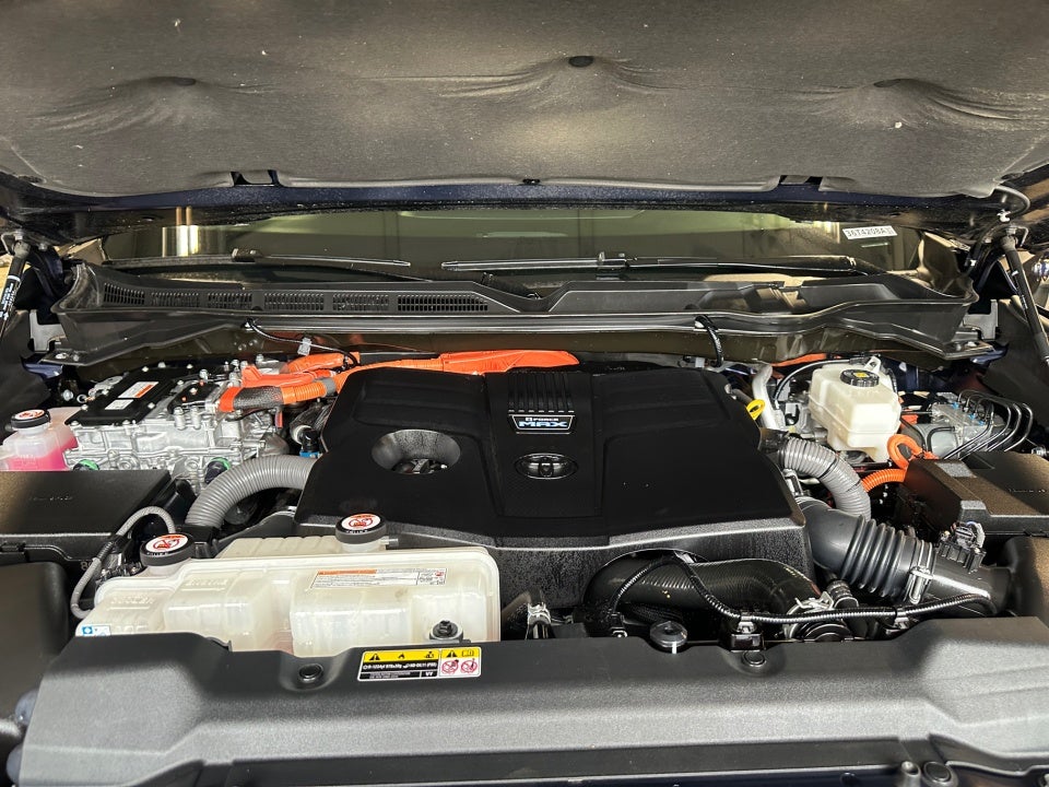 2023 Toyota Sequoia SR5