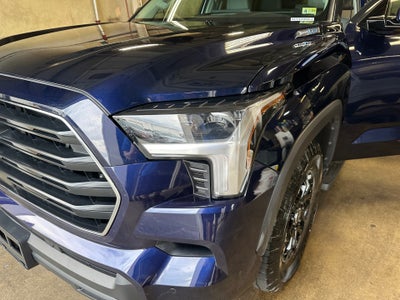 2023 Toyota Sequoia SR5