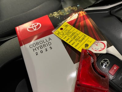 2025 Toyota Corolla Hybrid LE