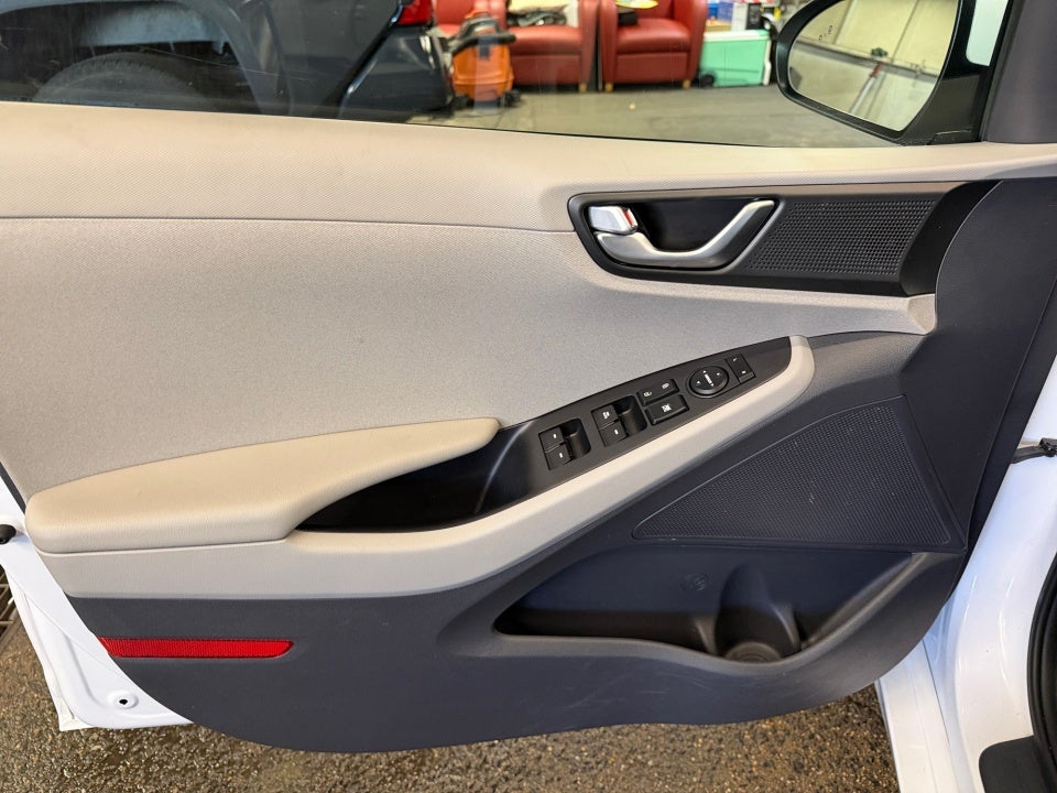 2018 Hyundai Ioniq Hybrid SEL