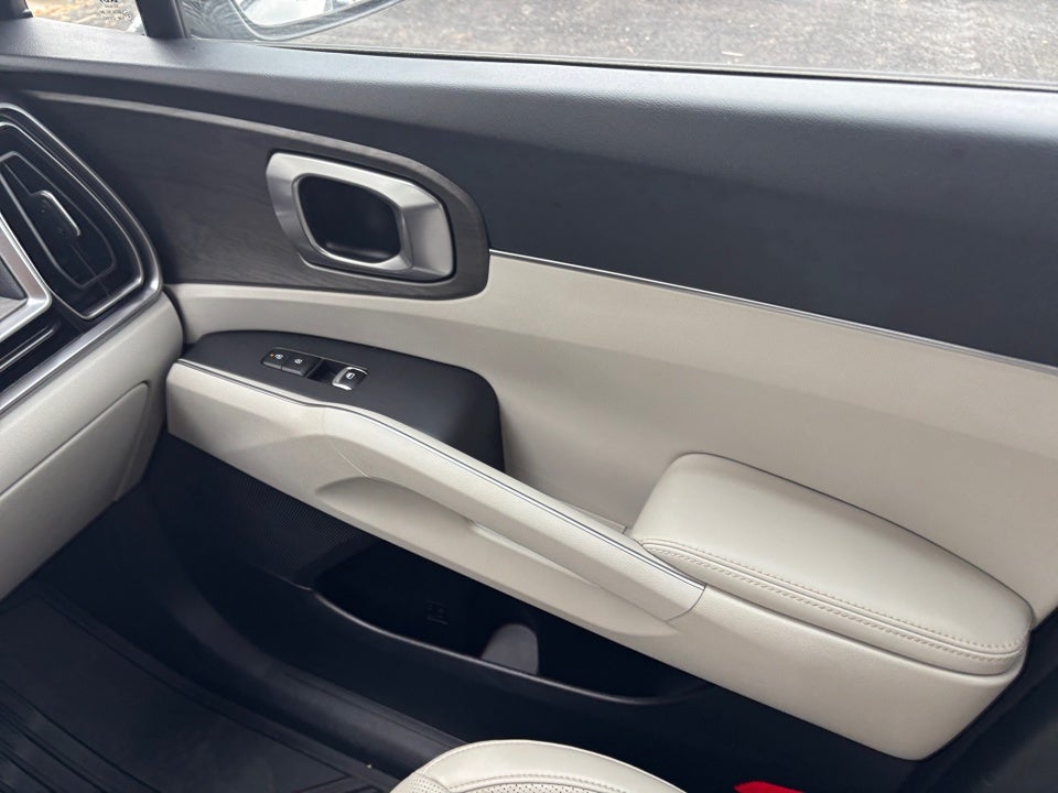 2025 Kia Sorento X-Line EX