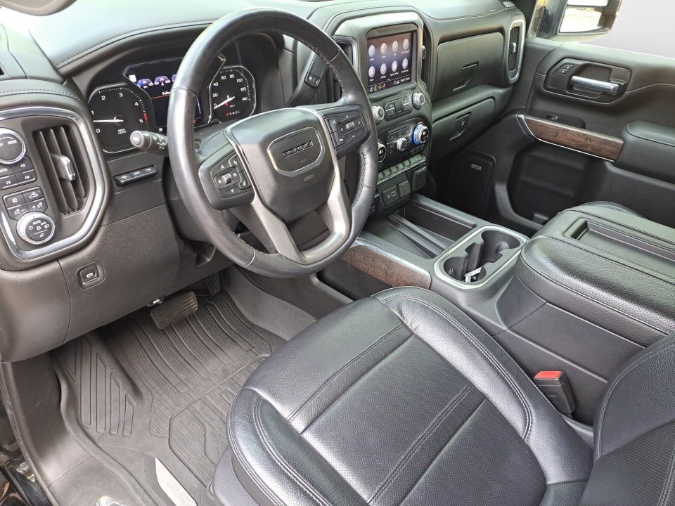 2020 GMC Sierra 2500HD 4WD Crew Cab Standard Bed Denali