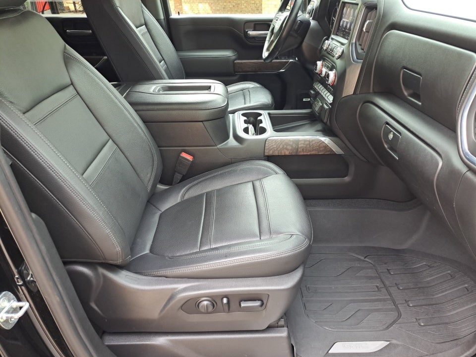 2020 GMC Sierra 2500HD 4WD Crew Cab Standard Bed Denali