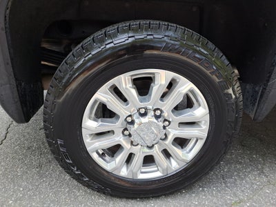 2020 GMC Sierra 2500HD 4WD Crew Cab Standard Bed Denali