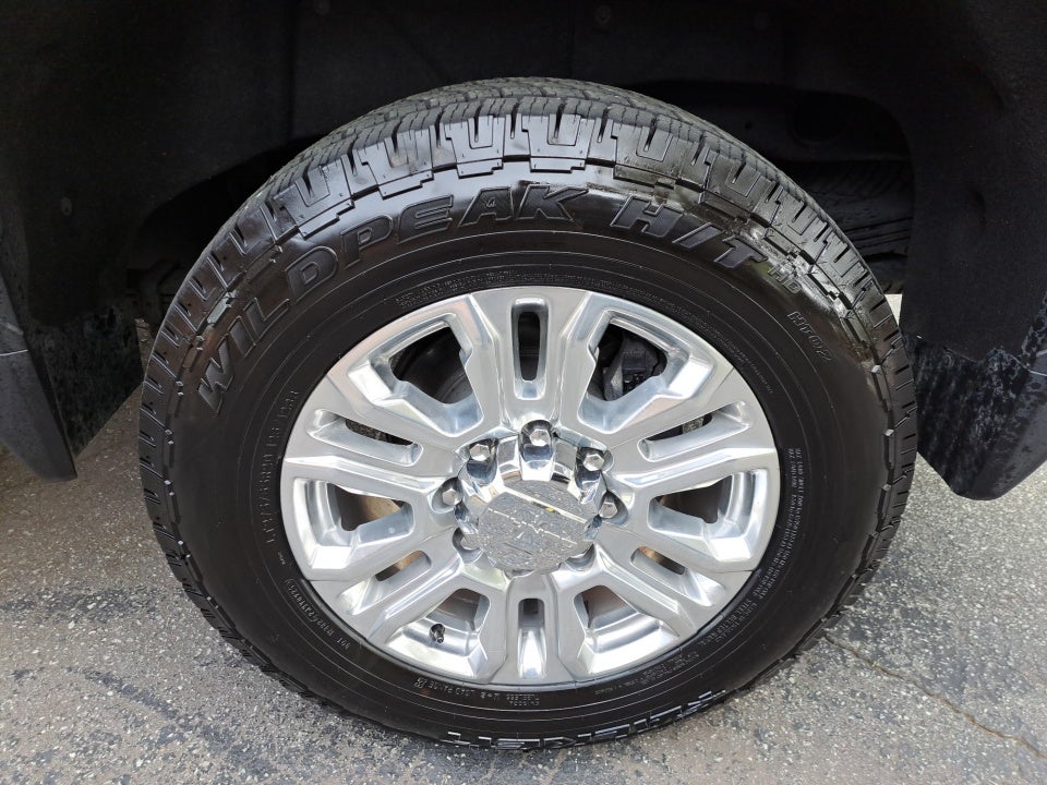 2020 GMC Sierra 2500HD 4WD Crew Cab Standard Bed Denali